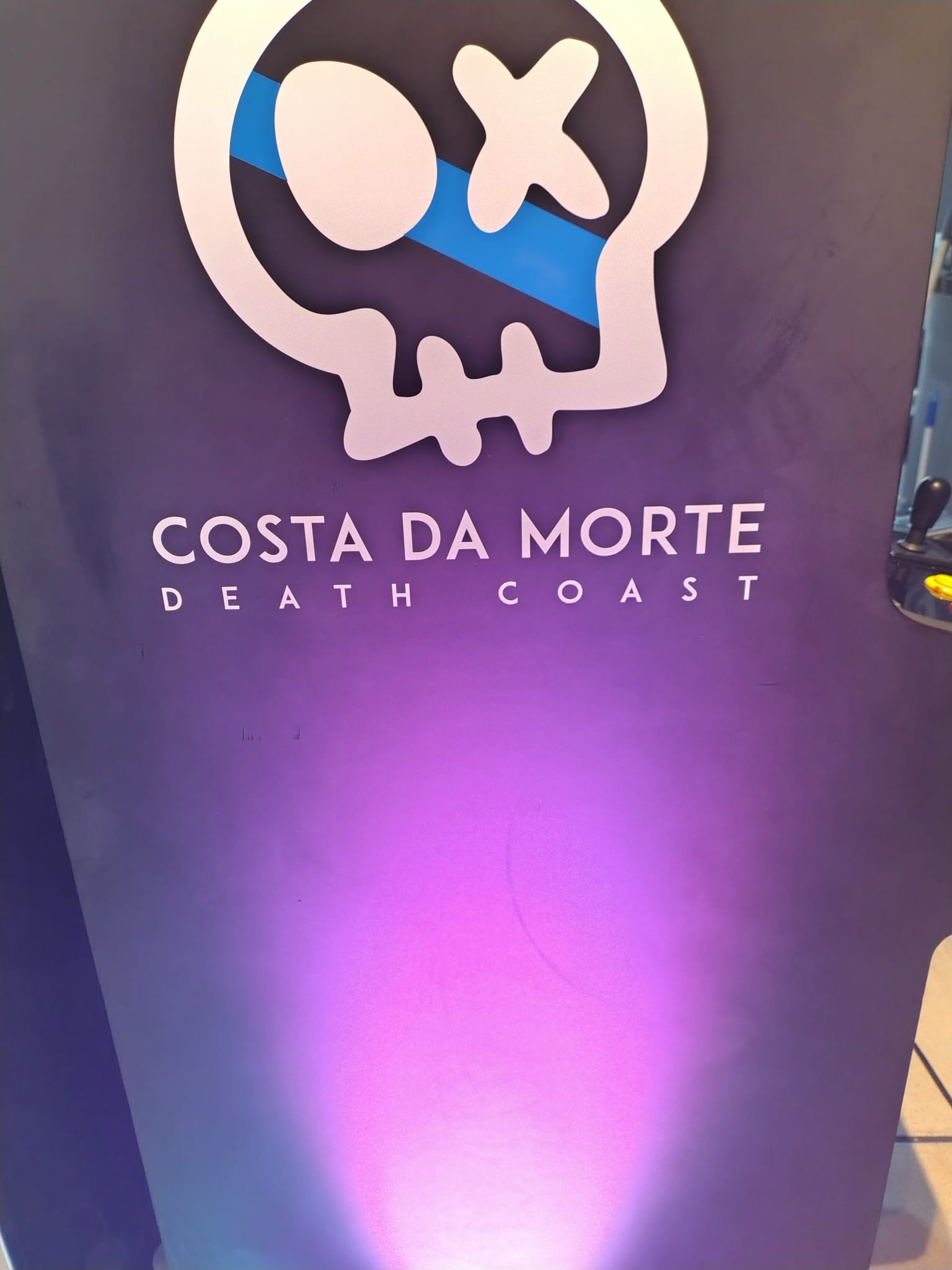 Logo Costa da Morte Death Coast en lateral